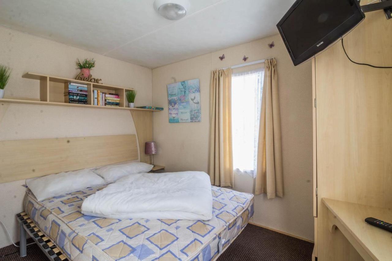 Great 8 Berth Caravan For Hire At Southview Holiday Park In Skegness Ref 33025E المظهر الخارجي الصورة