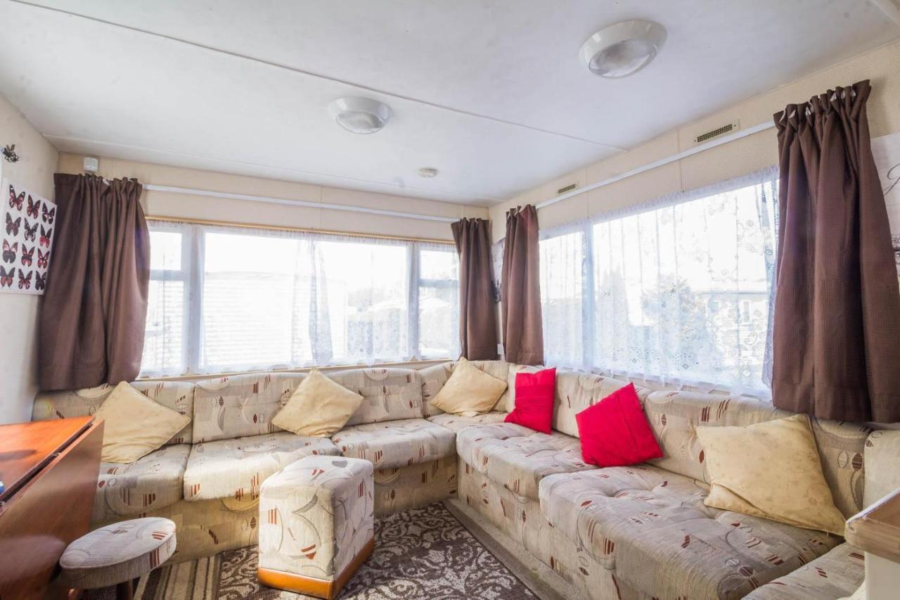 Great 8 Berth Caravan For Hire At Southview Holiday Park In Skegness Ref 33025E المظهر الخارجي الصورة